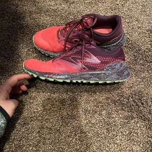 Womens New Balance Sneaker. Size 8.5